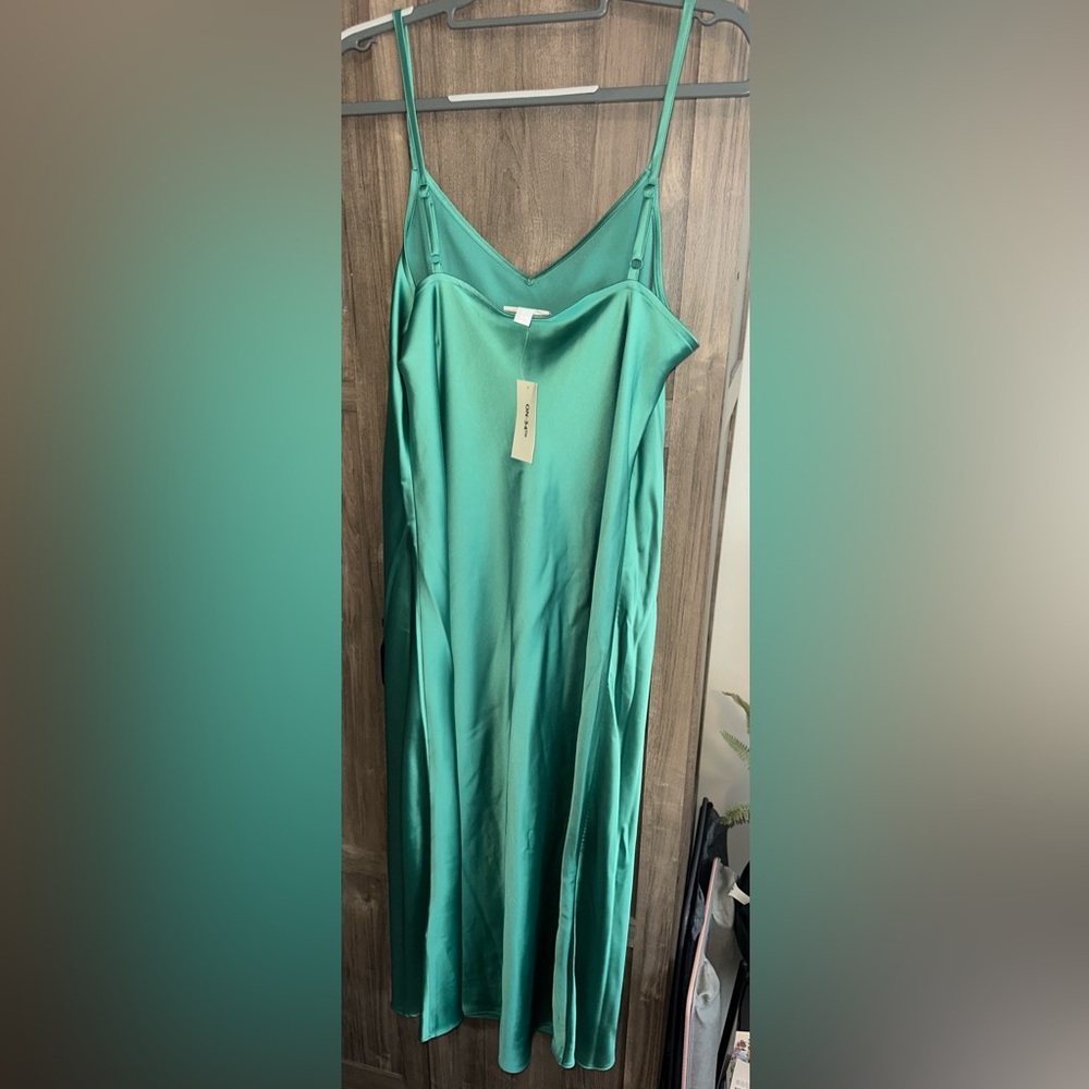 Elegant Green Satin Dress